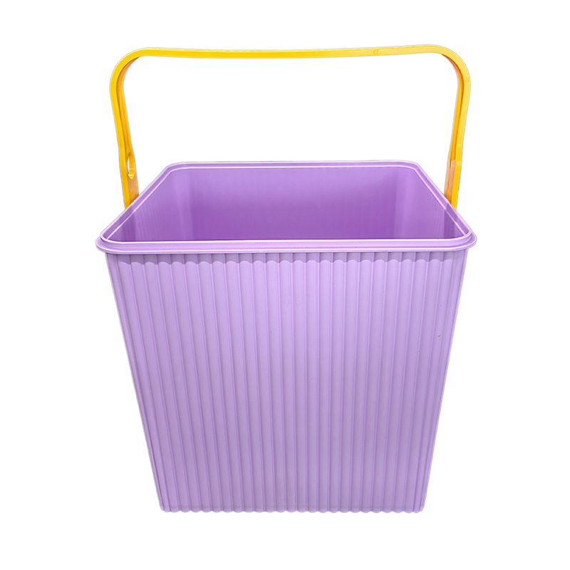 PP Plastic Square Bucket ในฉลากแม่พิมพ์
